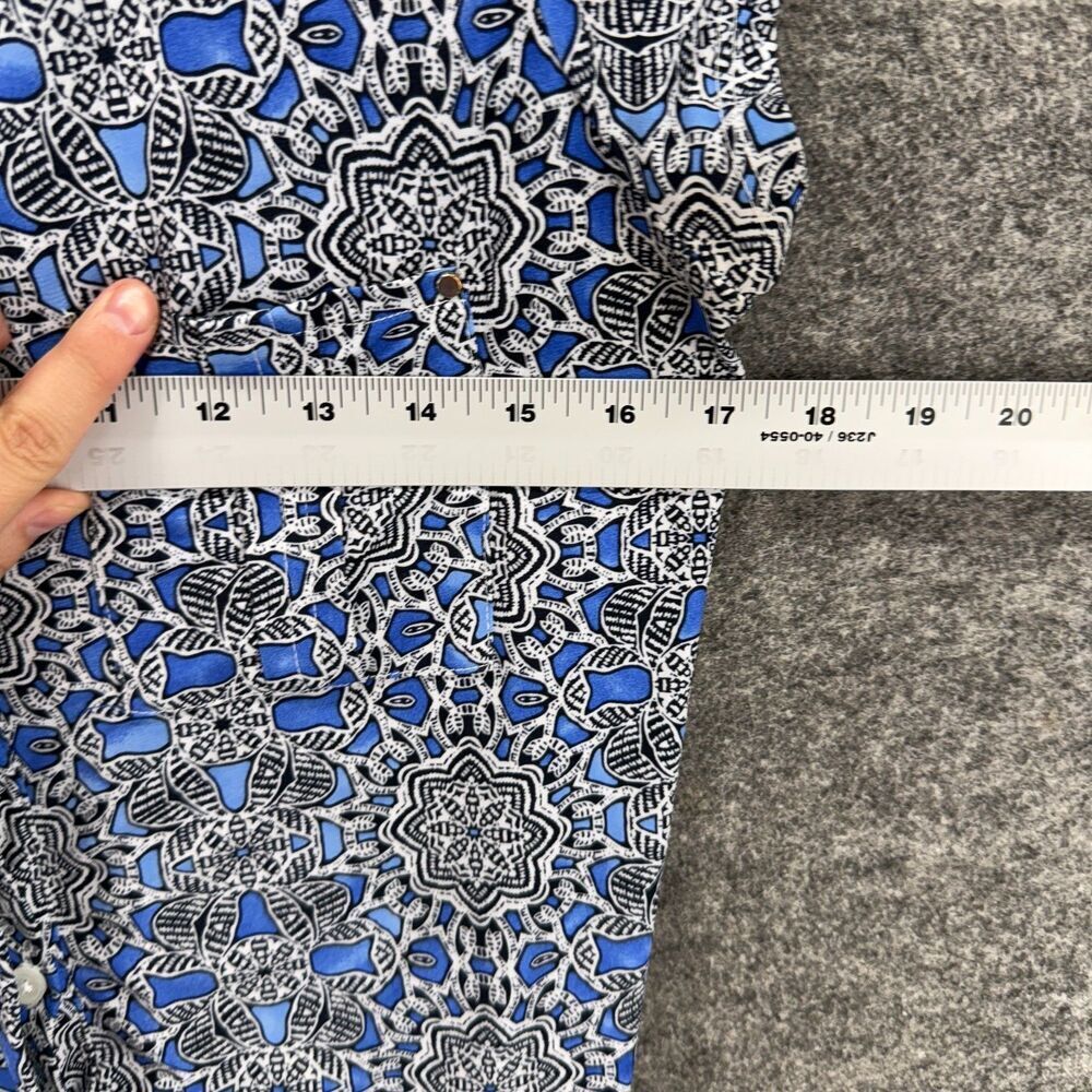 Dana Buchman Shirt Women S Small Blue Geometric Button Up V-Neck Short Sleeve - Picture 5 of 7